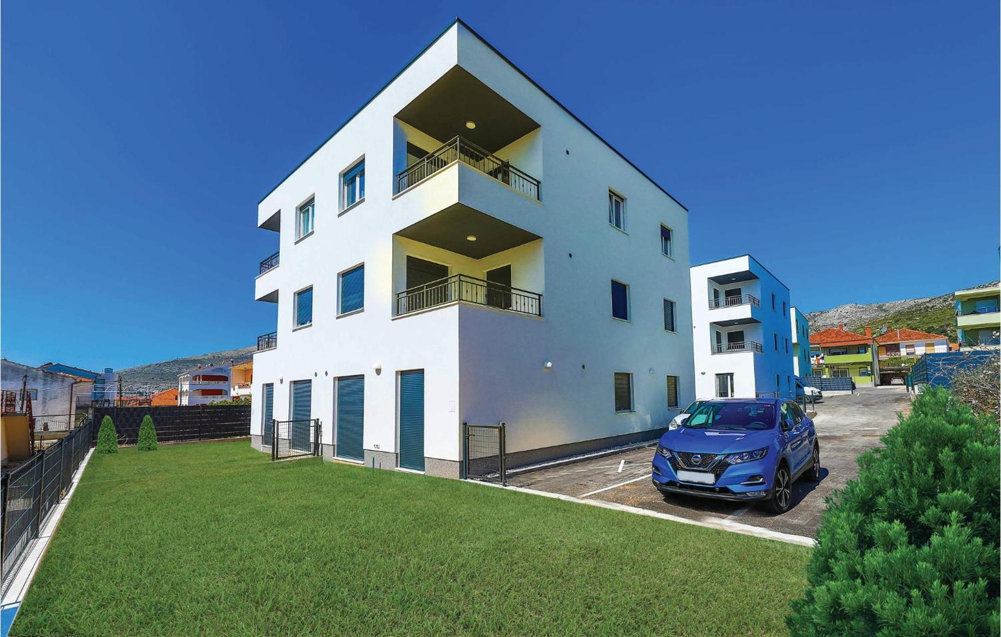 2 Bedroom Amazing Apartment In โตรกีร์ ภายนอก รูปภาพ